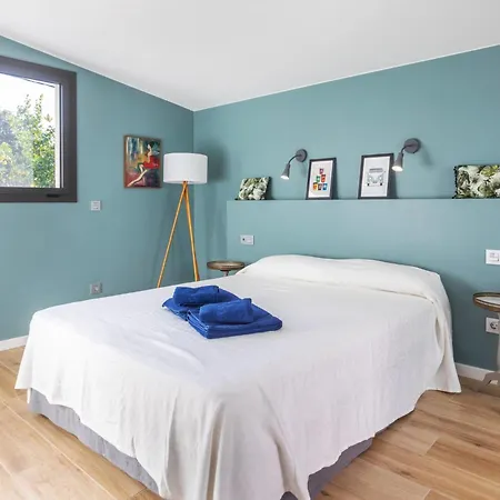 La Manzaneta By Interhome *